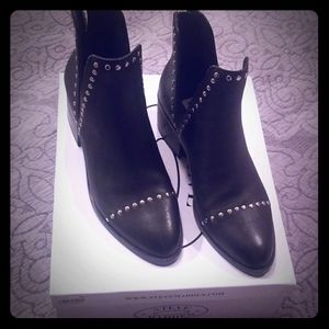 Steve Madden Booties